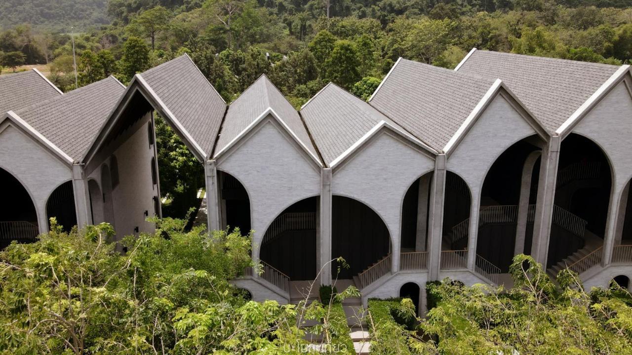 Hotel Labaris Khao Yai Muszi Kültér fotó
